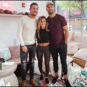 ASO Jessie James Decker: Kittenish Leggings